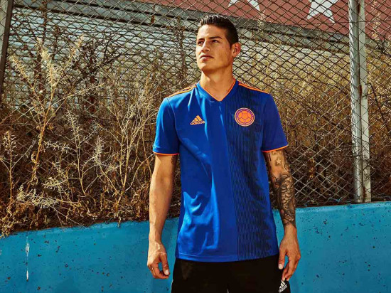 Maglia away Colombia.jpg